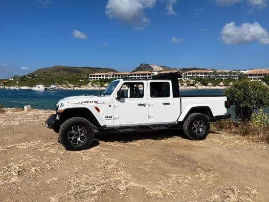 4 Door Jeep Gladiator 2020