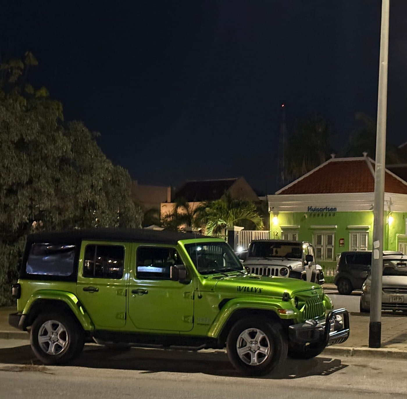 Move It island road moment